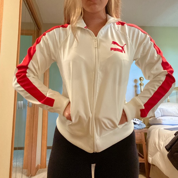 Red and creamish white puma zip up - Picture 1 of 3